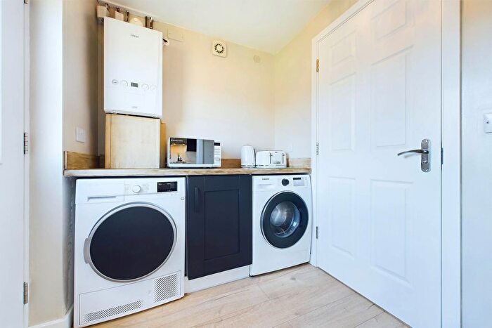 4 Bedroom Detached House For Sale In Todhills Place, Cumbernauld, G68