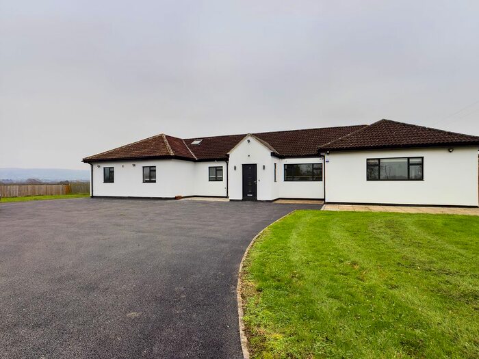 4 Bedroom Bungalow To Rent In The Orchards, Uckington, Cheltenham GL51