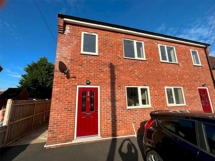 2 Bedroom Semi-Detached House To Rent In The Close, Cottingham, East Riding Of Yorkshire, Uk, HU16