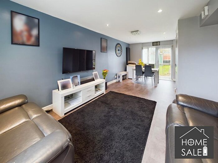 3 Bedroom Terraced House For Sale In Lasham Court, Bellinge, Northampton, NN3
