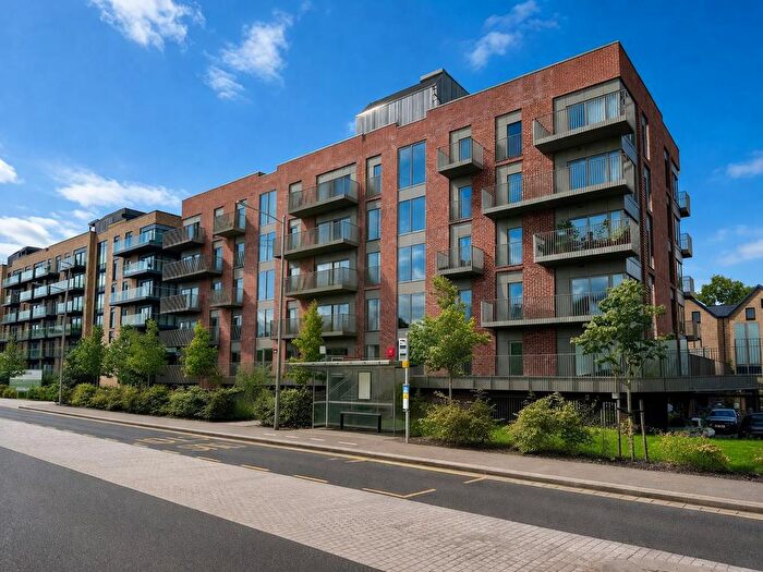 2 Bedroom Flat For Sale In Riverside Park, Ashford, TN23