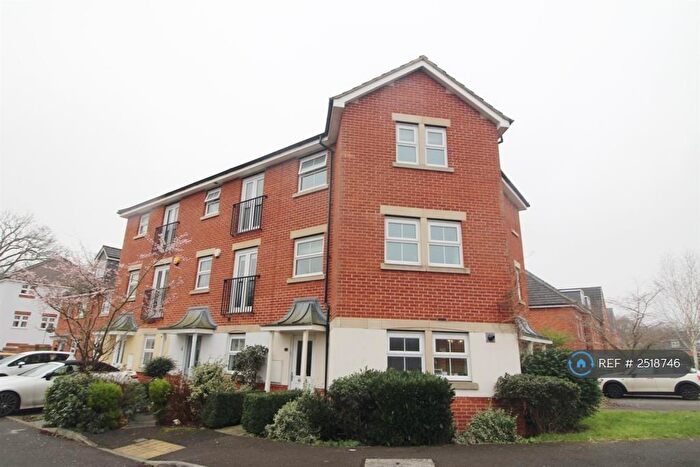 3 Bedroom End Of Terrace House To Rent In Perigee, Shinfield, Reading, RG2