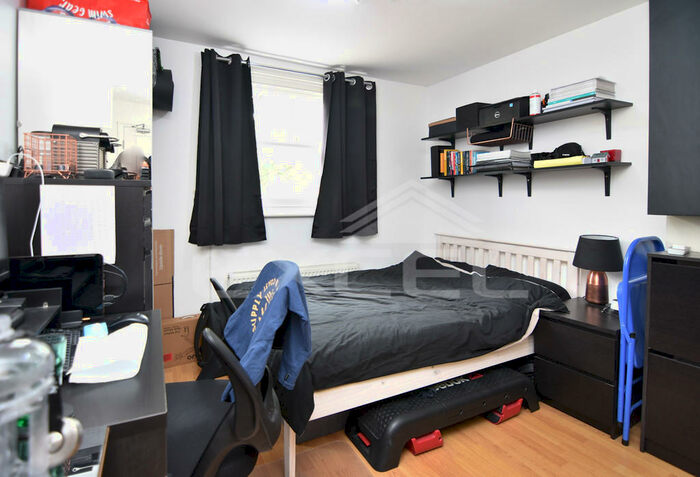 Studio To Rent In Goldhurst Terrace, South Hampstead, London, NW6