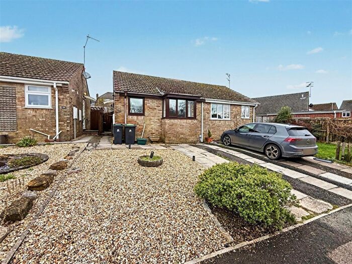 1 Bedroom Semi Detached Bungalow To Rent In St. James, Beaminster, DT8