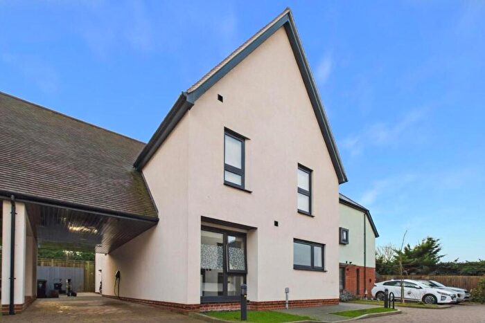 2 Bedroom Maisonette For Sale In Lees Close, Thaxted, Dunmow, CM6