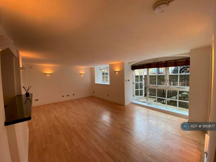 1 Bedroom Flat To Rent In Bramshaw Road, London, E9