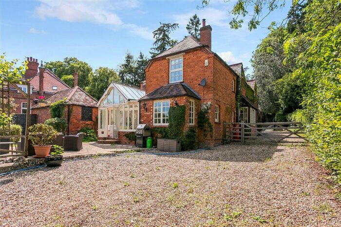 4 Bedroom Detached House For Sale In Andover Road, Highclere, Newbury, Berkshire, RG20