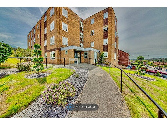 1 Bedroom Flat To Rent In Catterick House, Rotherham, S65