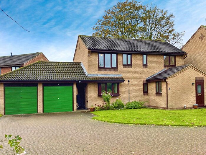 4 Bedroom Detached House For Sale In Belton Grove, Grantham, NG31