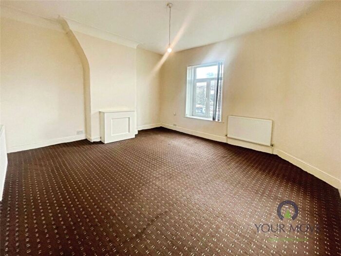 2 Bedroom Flat To Rent In High Street, Rishton, Blackburn, Lancashire, BB1