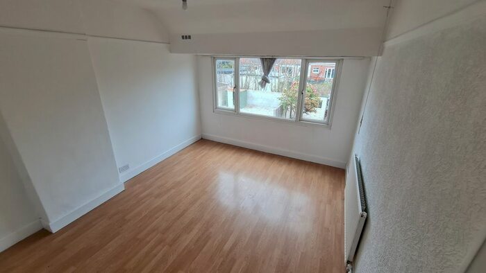 3 Bedroom Semi-Detached House To Rent In Falmouth Road, Hodge Hill, Birmingham, B34