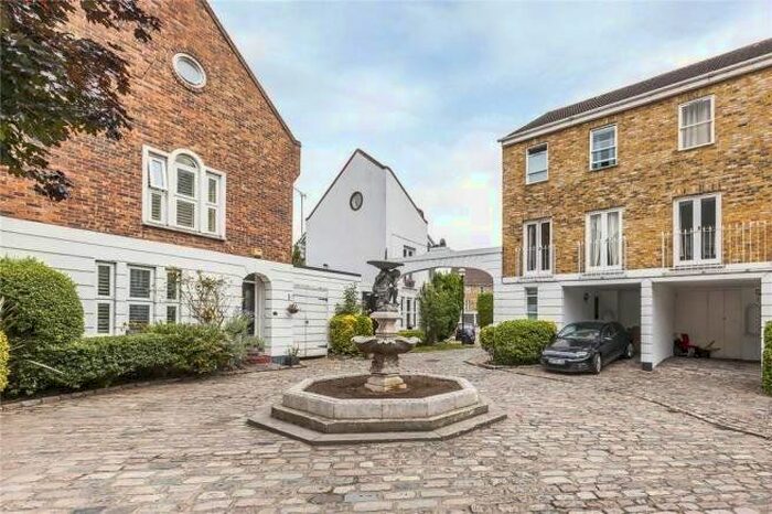 3 Bedroom Terraced House To Rent In Robinscroft Mews, London, SE10