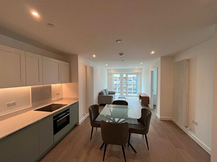 1 Bedroom Flat To Rent In Galleria House, Western Gateway, London, E16
