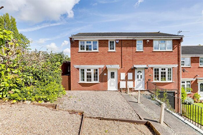 3 Bedroom Semi-Detached House To Rent In Dellwood Close, Carlton, Nottingham, NG4