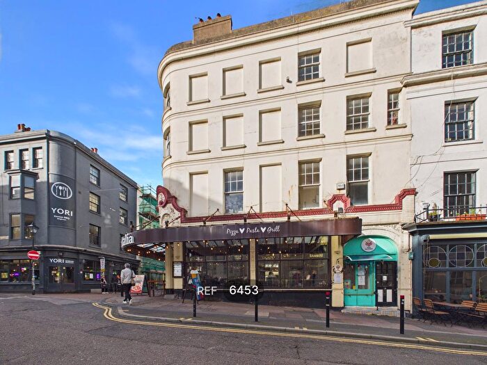 2 Bedroom Flat To Rent In Bartholomews, Brighton, BN1
