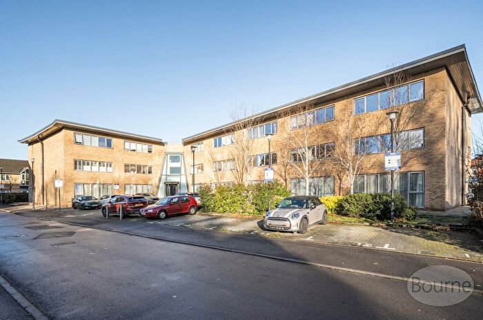1 Bedroom Flat For Sale In Power Close, Guildford, Surrey, GU1