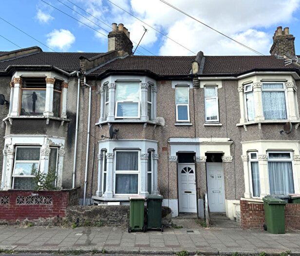 1 Bedroom Flat For Sale In London Road, Plaistow, E13