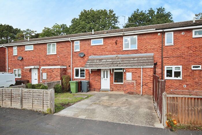 3 Bedroom Terraced House For Sale In Staverton Crescent, Lincoln, LN6