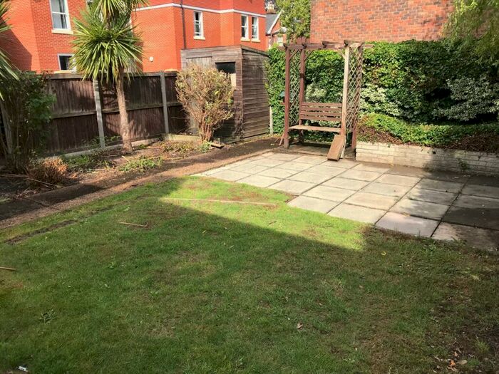 4 Bedroom Semi-Detached House To Rent In Crown Gardens, Canterbury, CT2