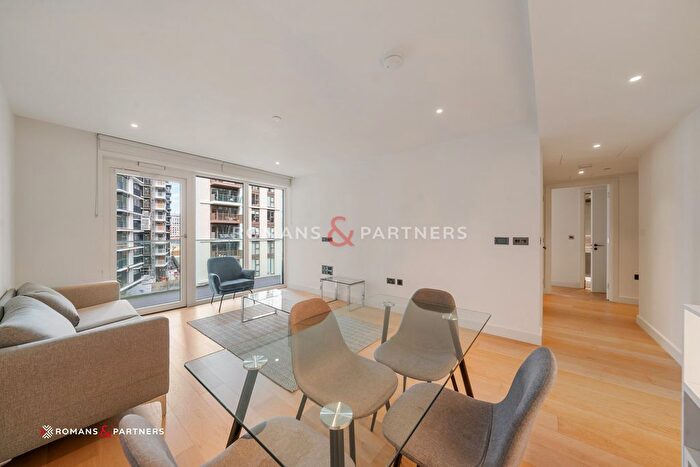 2 Bedroom Flat To Rent In Lincoln Building, White City, W12