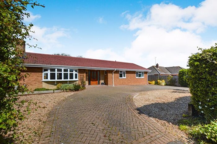 3 Bedroom Detached Bungalow For Sale In Swallow Hill, Thurlby, Bourne, PE10