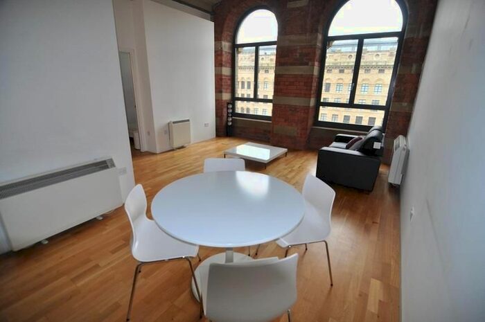 1 Bedroom Flat To Rent In Lilycroft Road, Bradford, BD9