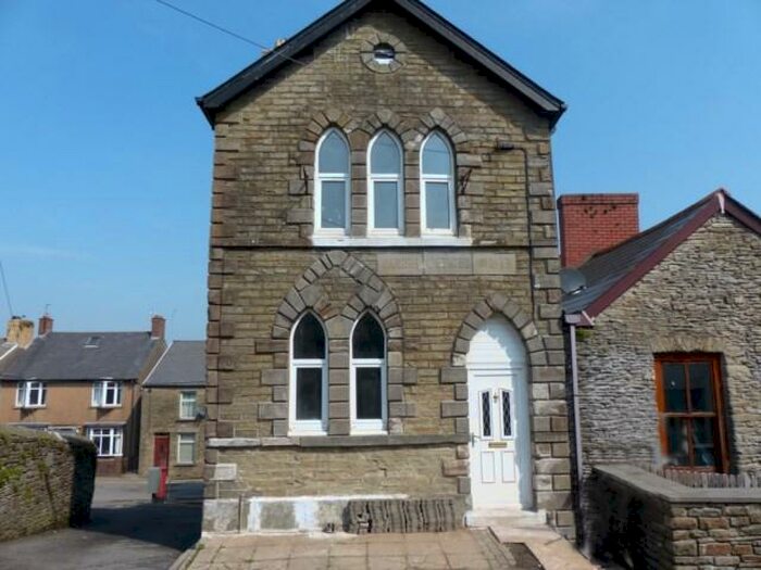 1 Bedroom Apartment To Rent In George Street, Llantrisant, CF72