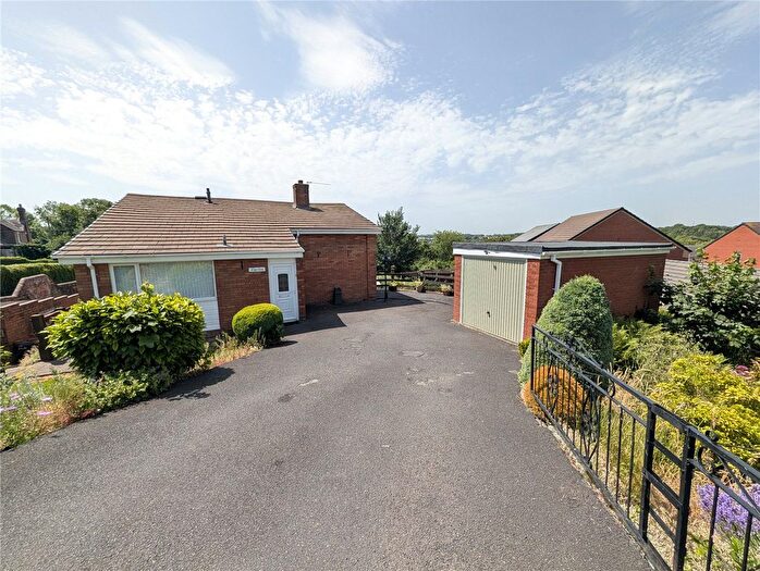 3 Bedroom Detached House For Sale In Upper Pool Hill, Dawley, Telford, Shropshire, TF4