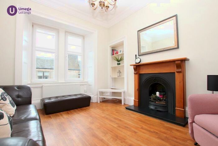 2 Bedroom Flat To Rent In Roseburn Place, Roseburn, Edinburgh, EH12