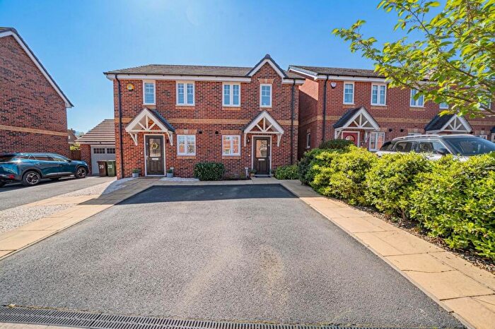 2 Bedroom Semi Detached House For Sale In Balkwill Crescent, Knowle, B93