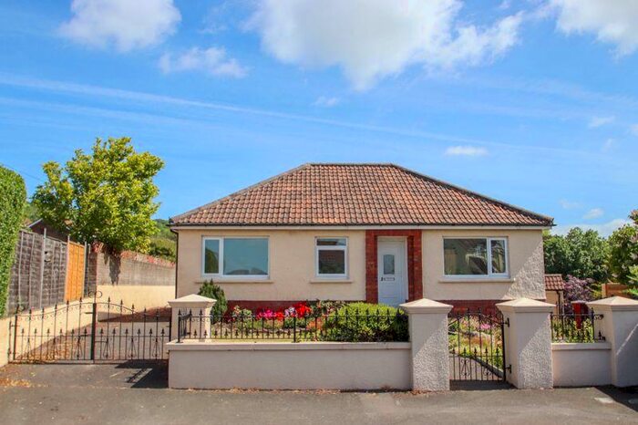 3 Bedroom Bungalow To Rent In Milton Hillside, BS23