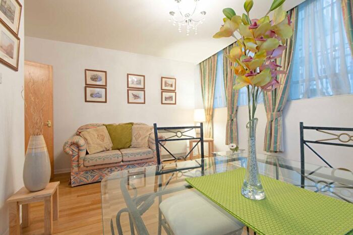 1 Bedroom Flat To Rent In Newington Causeway, London, SE1