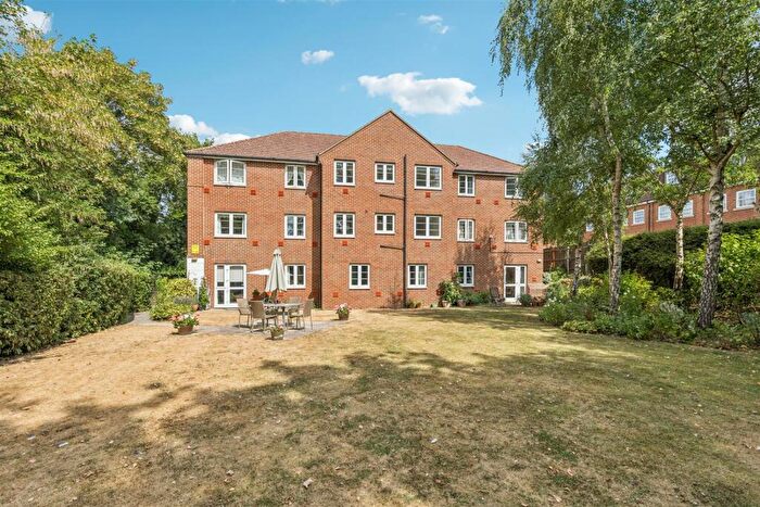 1 Bedroom Retirement Property For Sale In Station Road, Letchworth Garden City, SG6