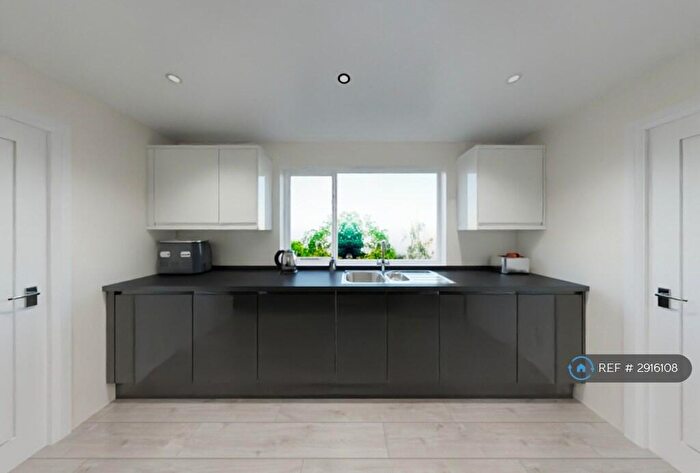 6 Bedroom Semi-Detached House To Rent In Applegarth Avenue, Guildford, GU2