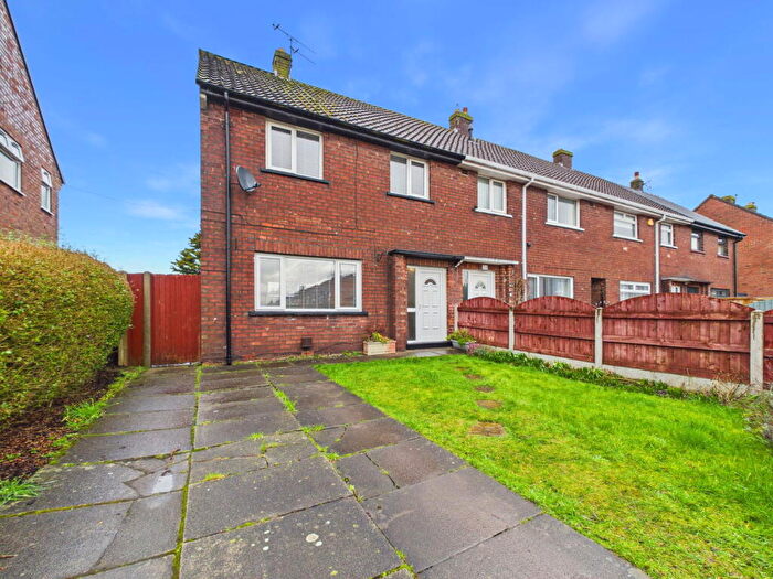 3 Bedroom End Of Terrace House For Sale In Carroll Crescent, Ormskirk, L39