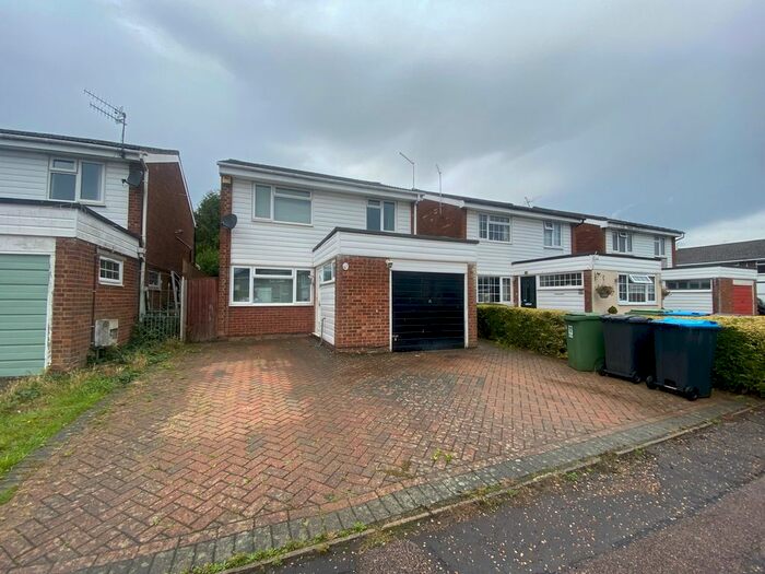 3 Bedroom Property To Rent In Boleyn Close, Hemel Hempstead, HP2