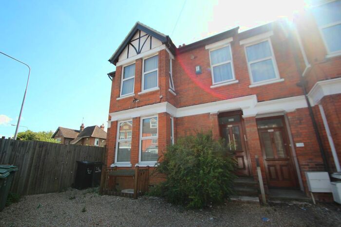 1 Bedroom Flat To Rent In Hayle Road, Maidstone, ME15
