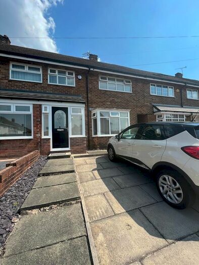 3 Bedroom Semi-Detached House To Rent In Larchfield Road, Crosby, Liverpool, L23