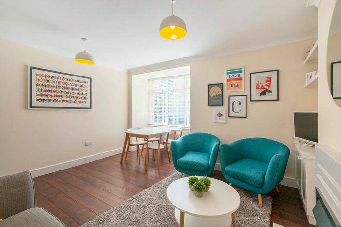 2 Bedroom Flat To Rent In Goldsmith House, Ealing, London, W3