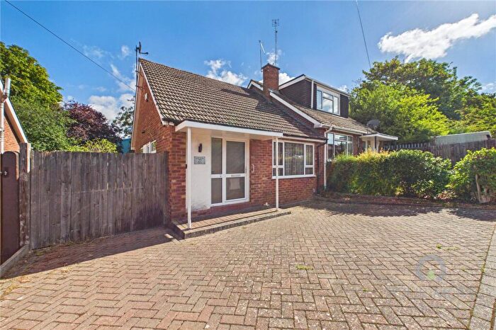 2 Bedroom Bungalow For Sale In Oakleigh Drive, Duston, Northampton, Northamptonshire, NN5