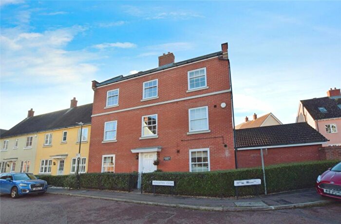 5 Bedroom Link Detached House For Sale In Merediths Close, Wivenhoe, Colchester, Essex, CO7