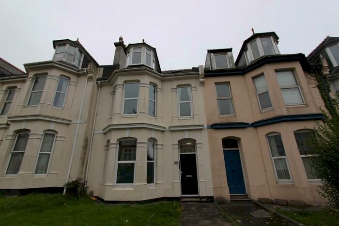 2 Bedroom Flat To Rent In Lipson Road, Lipson, PL4