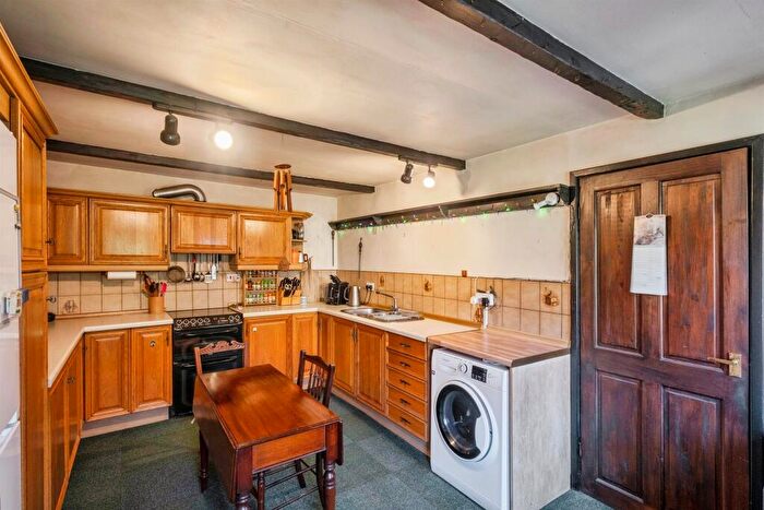 3 Bedroom Barn Conversion For Sale In The Mews, Hickleton, Doncaster, DN5