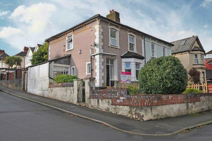 3 Bedroom Semi-Detached House To Rent In Spacious Period House, Clyffard Crescent, Newport, NP20