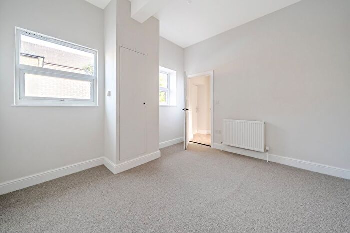 1 Bedroom Maisonette To Rent In Hither Green Lane, London, SE13