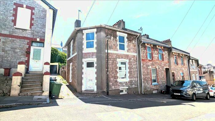 3 Bedroom End Of Terrace House To Rent In Princes Road, Torquay, TQ1