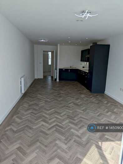 2 Bedroom Flat To Rent In Carriage House, Bishop's Stortford, CM23