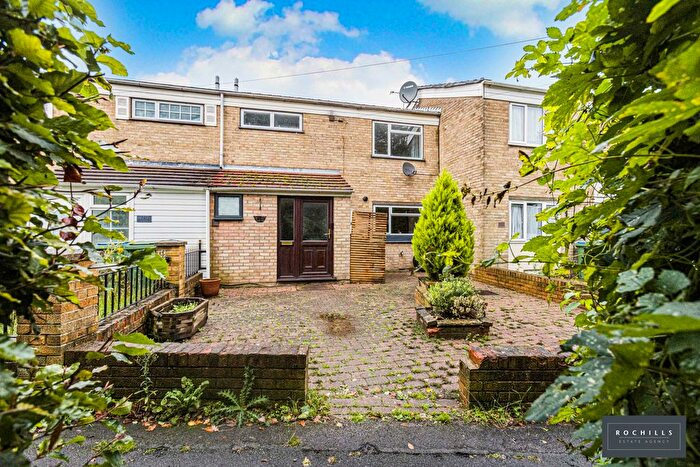 3 Bedroom Terraced House To Rent In Field Common Lane, Walton-On-Thames, Surrey, KT12