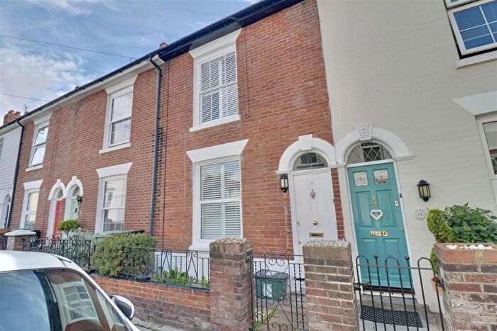 3 Bedroom Terraced House To Rent In Wilton Terrace, Southsea, PO5