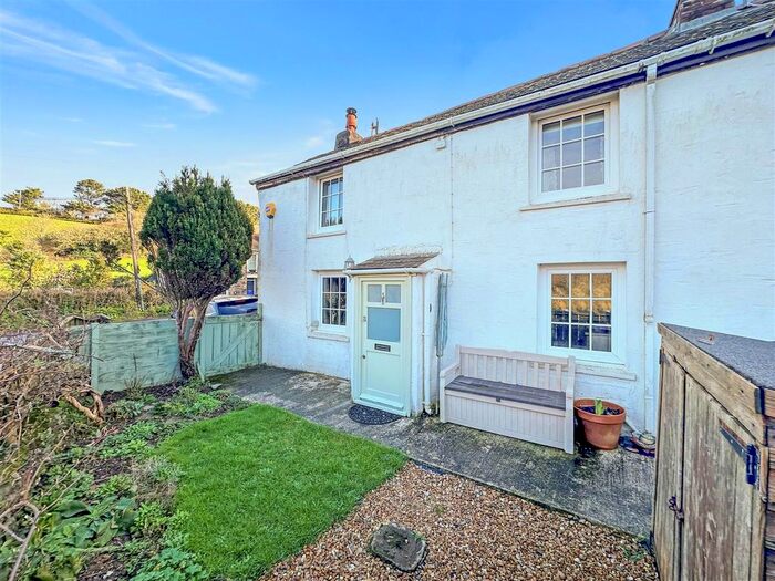 2 Bedroom Terraced House For Sale In Barkla Shop, St. Agnes, TR5